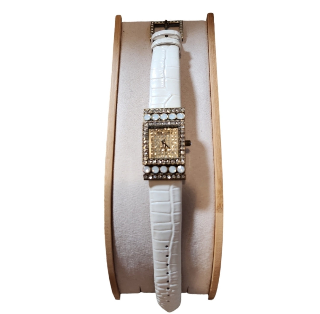 Heidi Daus B8956 Genuine Leather Croco Band Mother of Pearl Gold Watch